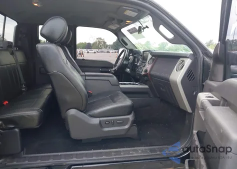 2016 Ford F-250 Lariat z USA, uszkodzony, nr VIN 1FT7X2B65GEC29178